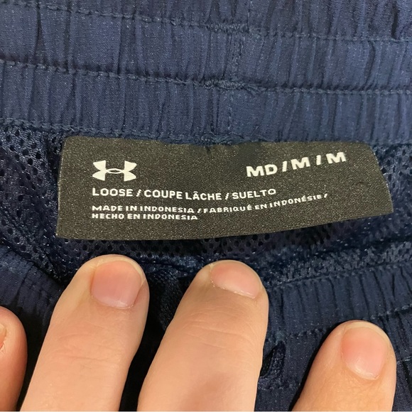 Under Armour navy blue track pants loose fit women’s size medium activewear - Picture 4 of 6
